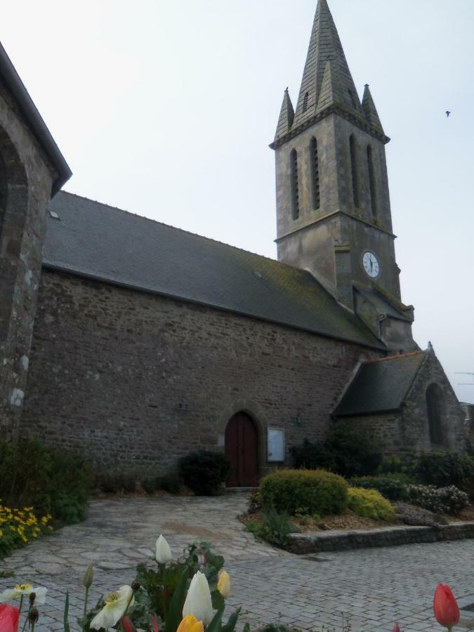 Do Mi Si La Do Re Gite Partage Saint-Carreuc Exteriér fotografie
